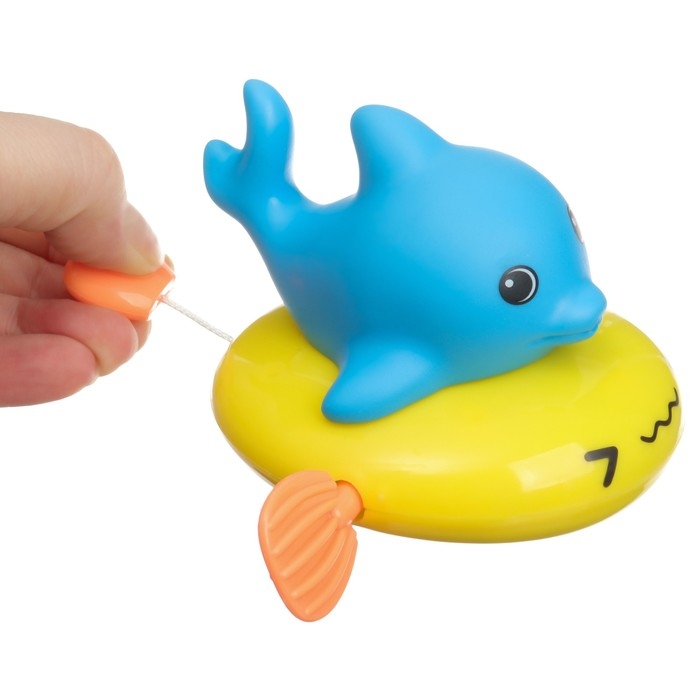 Заводная игрушка для ванны с брызгалкой «Дельфин», Крошка Я Заводная игрушка для ванны с брызгалкой «Дельфин», Крошка Я