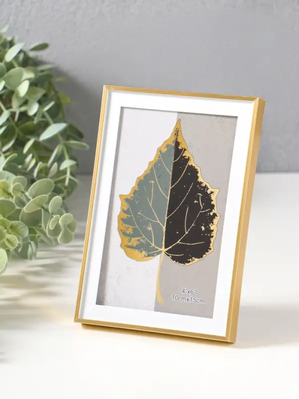 Фоторамка пластик 10х15 см "Современная классика" золото и белый 16х10,8х1,5 см