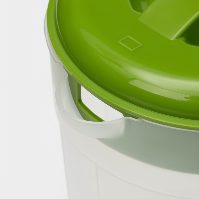 Кувшин с крышкой, 2,5 л, 20×14,5×22 см, пластик, зелёный Кувшин с крышкой, 2,5 л, 20×14,5×22 см, пластик, зелёный