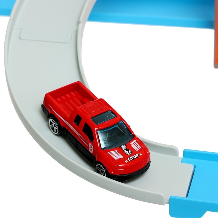 Парковка &laquo;Город&raquo;, в кейсе с металлическими машинками