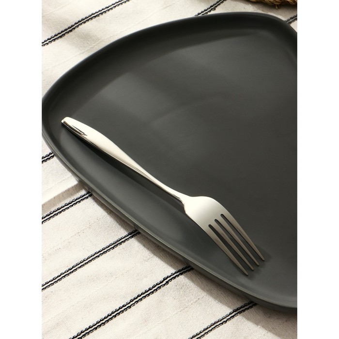 Вилка столовая из нержавеющей стали &laquo;Милано&raquo;, длина 20 см, цвет серебряный