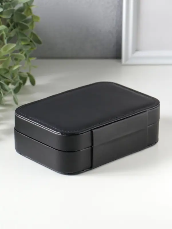 Шкатулка кожзам для украшений "Матовая гладь" чёрная 16,5х11,5х5,5 см