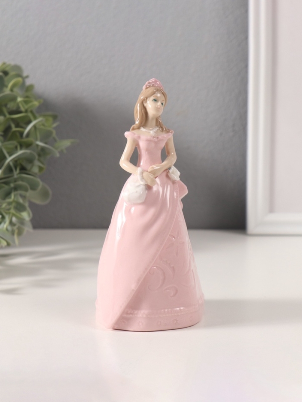 Сувенир керамика  Сувенир керамика "Леди в розовом платье с сумочкой" 6,6х7,5х14,8 см