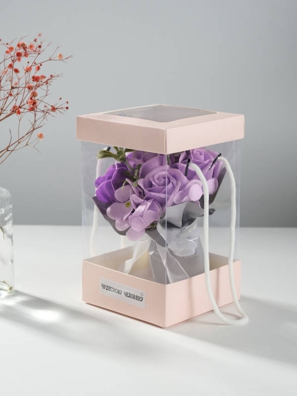 Букет из мыльных лепестков "Розы и флоксы в подарочной упаковке" сиреневый 12,5х12,5х20,5 см   10667