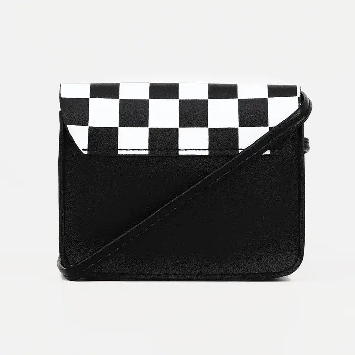 Сумка детская для девочки на магните, длинный ремень, цвет чёрный Сумка детская для девочки на магните, длинный ремень, цвет чёрный