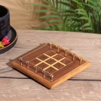 Настольная игра «Крестики-нолики», 13×13.5 см, дерево шишам, латунь