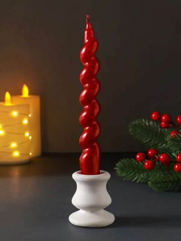 Свеча витая LUXURY, 25×170 мм, лакированная, красная Свеча витая LUXURY, 25×170 мм, лакированная, красная