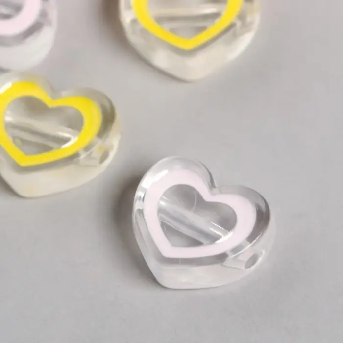 Бусина для рукоделия и плетения «Арт Узор. Сердечко с цветной обводкой», акрил, 2×2.2×2.2 см, МИКС