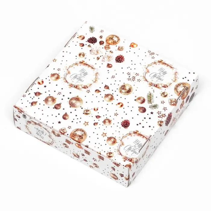 Подарочная коробка сборная с окном «Шишки и подарки», 11.5×11.5×3 см