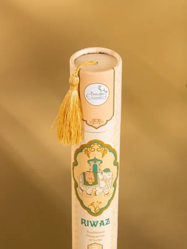 Благовония в тубусе Благовония в тубусе "Кардамон и Нероли" 30 штук с деревянной подставкой