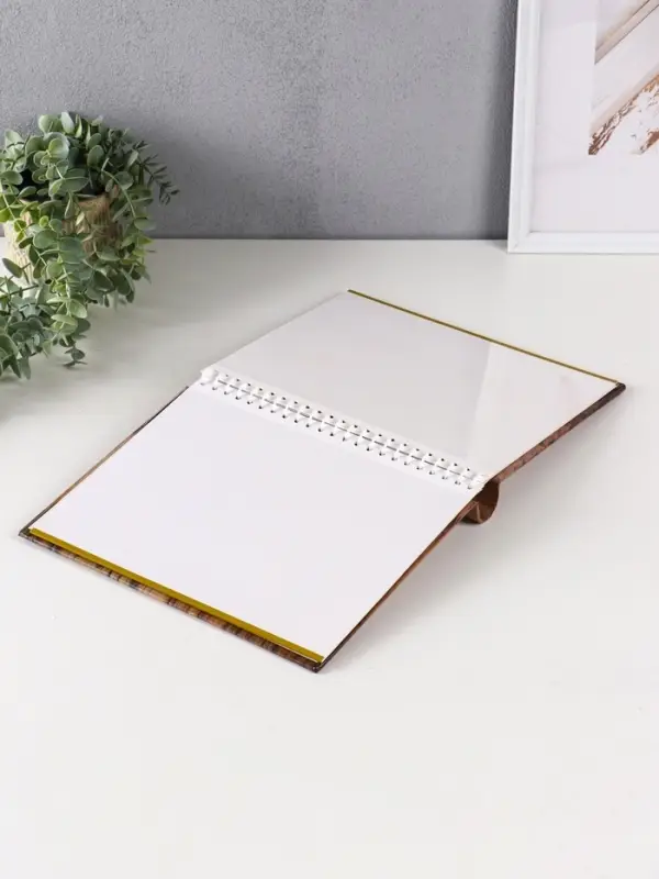 Фотоальбом 10 магнитных листов Фотоальбом 10 магнитных листов " Сердца" 23X28см, пер-т внутр.спираль