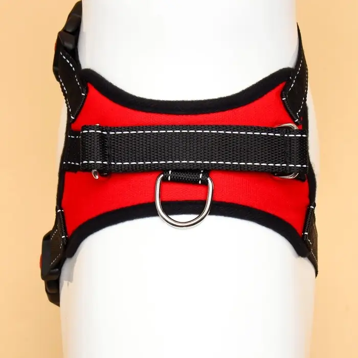 Шлейка К7, размер S, ОГ 44-55 см, вес 5-9 кг, мягкая, светоотражающая, красная