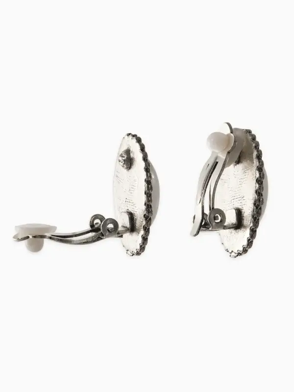 Клипсы Клипсы "Винтаж" овал жемчуга, цвет белый в чернёном серебре