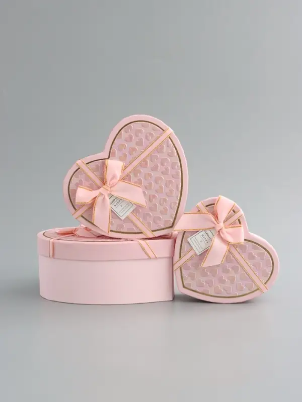 Набор коробок 3 в 1 сердца 22 х 20 х 9;  18.5 х 17 х 7.5; 16 х 14 х 6 см