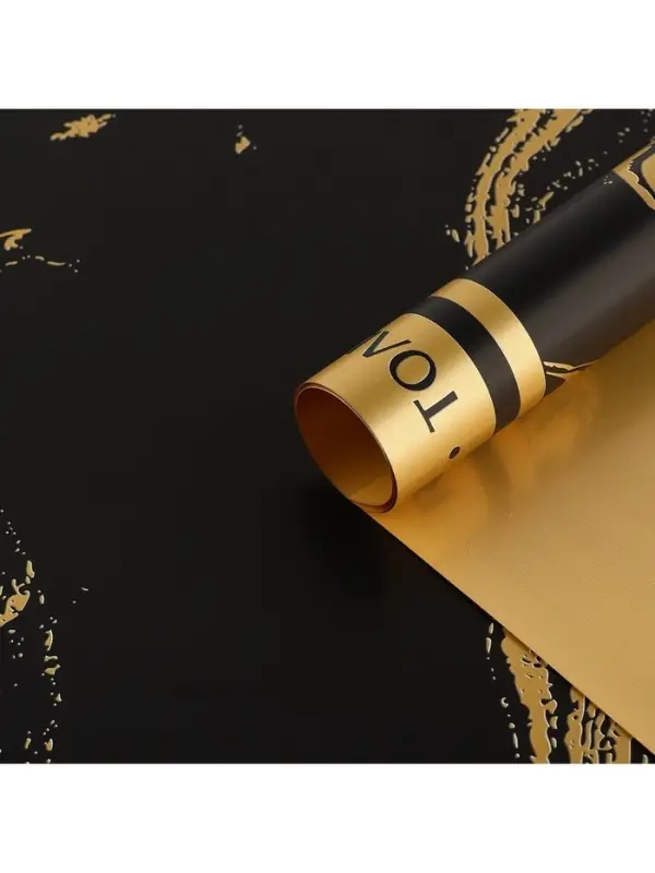 Плёнка упаковочная для цветов «Мрамор», матовая, черно-золотая , 57 х 57 см