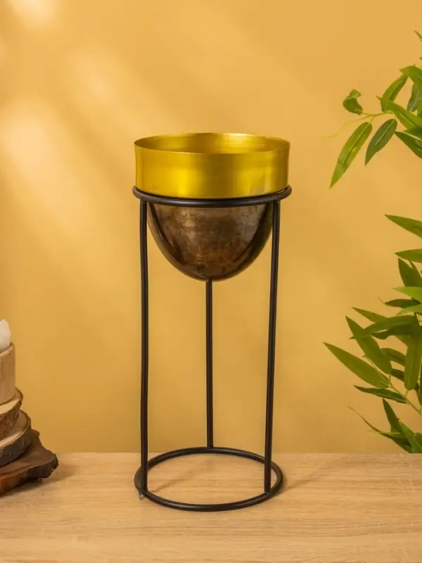 Кашпо на подставке  Кашпо на подставке "Золотое руно" железо 15,5х15,5х35,5 см