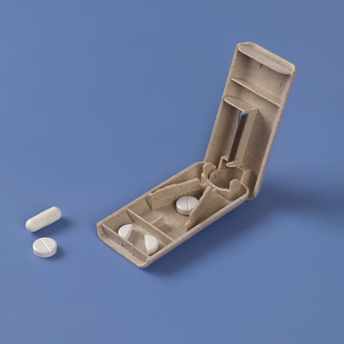 Таблетница с делителем, 8 × 4 × 1,5 см, 1 секция, цвет МИКС Таблетница с делителем, 8 × 4 × 1,5 см, 1 секция, цвет МИКС