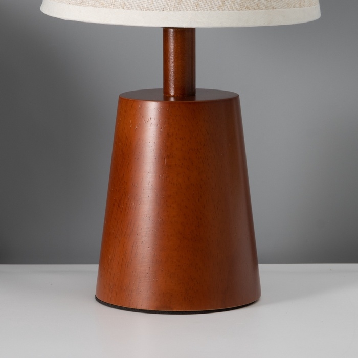 Светильник настольный Светильник настольный "Индия" 1х40Вт Е27 орех 16,5х16,5х35см