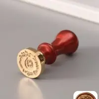 Печать для сургуча с пластиковой ручкой &laquo;Венок с буквой O&raquo;, 2.5&times;2.5&times;6.3 см