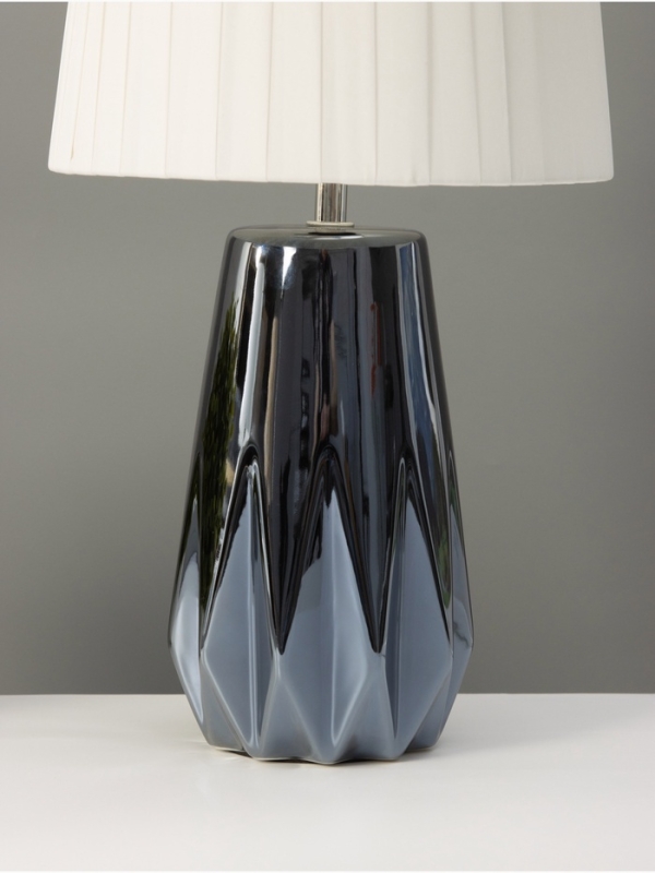 Настольная лампа Настольная лампа "Грация" 1х40Вт Е14 глубинный синий перламутр 22х22х41см