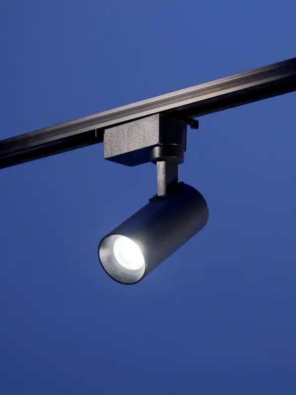 Трековый светильник Luazon lighting LTL-072, 10 Вт, 850 Лм, 6500К, чёрный, свечение холодное белое