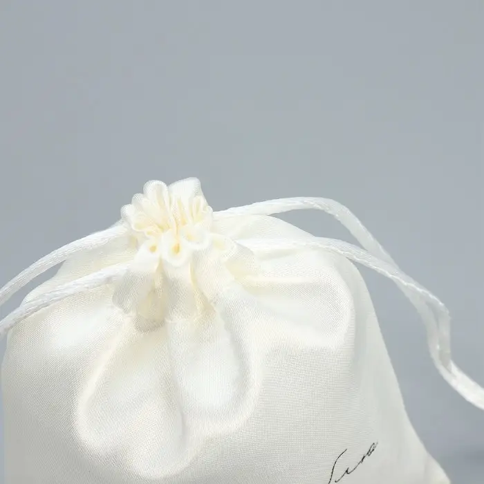 Мешочек подарочный атласный &laquo;Тебя люблю&raquo;, 10 х 12 см +/- 1.5 см