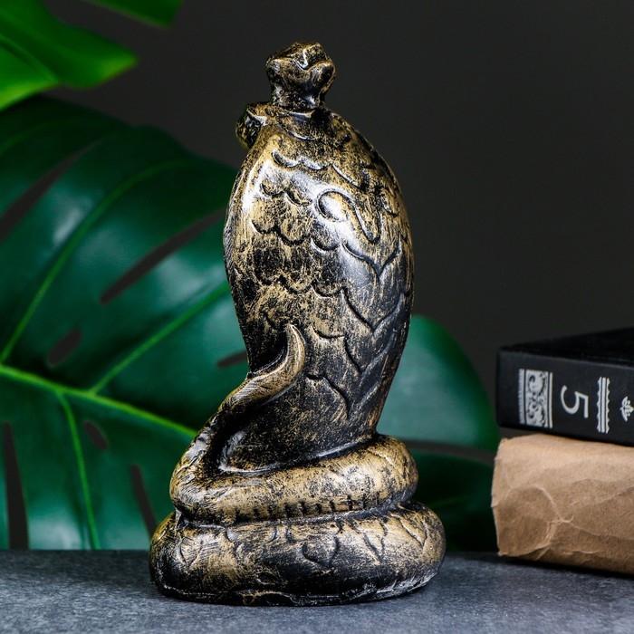 Фигура Фигура "Кобра с короной" 17х8х8см