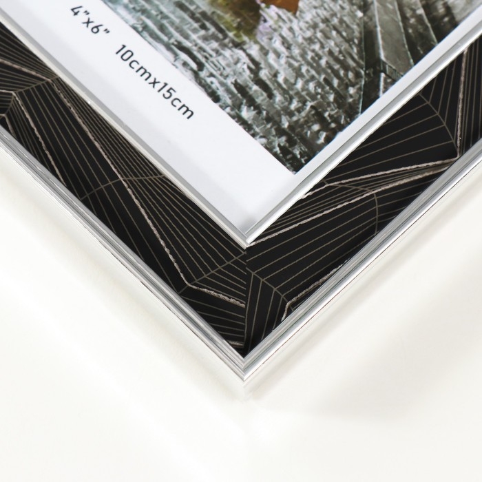 Фоторамка пластик 10х15 см Фоторамка пластик 10х15 см "Абстракция из линий на чёрном" серебро 1,5х13,5х18,5 см