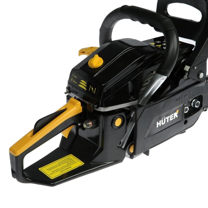 Бензопила Huter BS-52M, 2Т, 2.8 кВт, 3.8 л.с., 18 Бензопила Huter BS-52M, 2Т, 2.8 кВт, 3.8 л.с., 18", шаг 0.325", паз 1.5 мм, 72 зв.