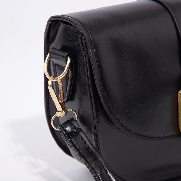 Сумка-мессенджер на магните, цвет чёрный Сумка-мессенджер на магните, цвет чёрный