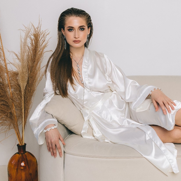 Портупея «Жемчуг» ряд, цвет белый в серебре Портупея «Жемчуг» ряд, цвет белый в серебре