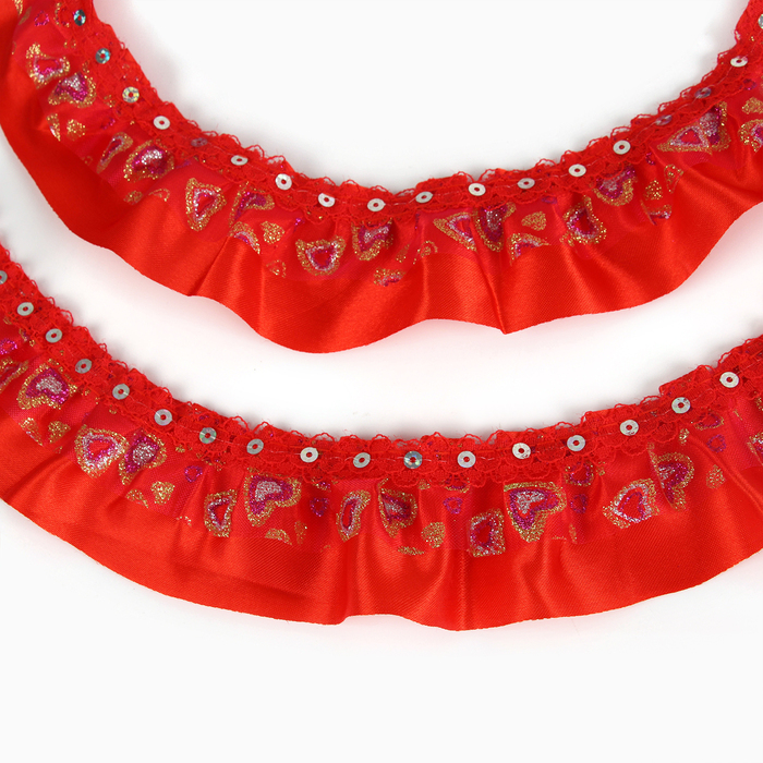 Тесьма, сетка с напылением на красном атласе, 5 см, в рулоне 10 м Тесьма, сетка с напылением на красном атласе, 5 см, в рулоне 10 м