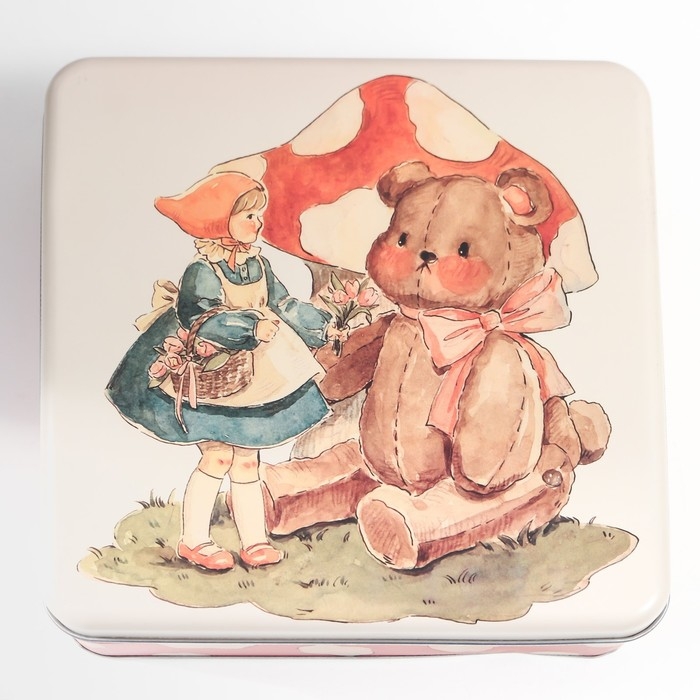 Шкатулка металл квадрат Шкатулка металл квадрат "Малышка и игрушечный медведь" 5,8х17х17 см