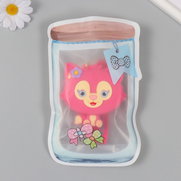 Брелок кошелёк с карабином, ремешком силикон Брелок кошелёк с карабином, ремешком силикон "Котёнок с цветочком" 3х8,5х8,3 см