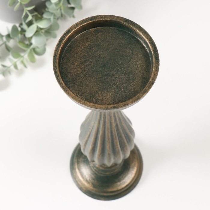 Подсвечник дерево на 1 свечу d=9 см Подсвечник дерево на 1 свечу d=9 см "Фердинанд" зеленый с патиной 11х11х33,5 см