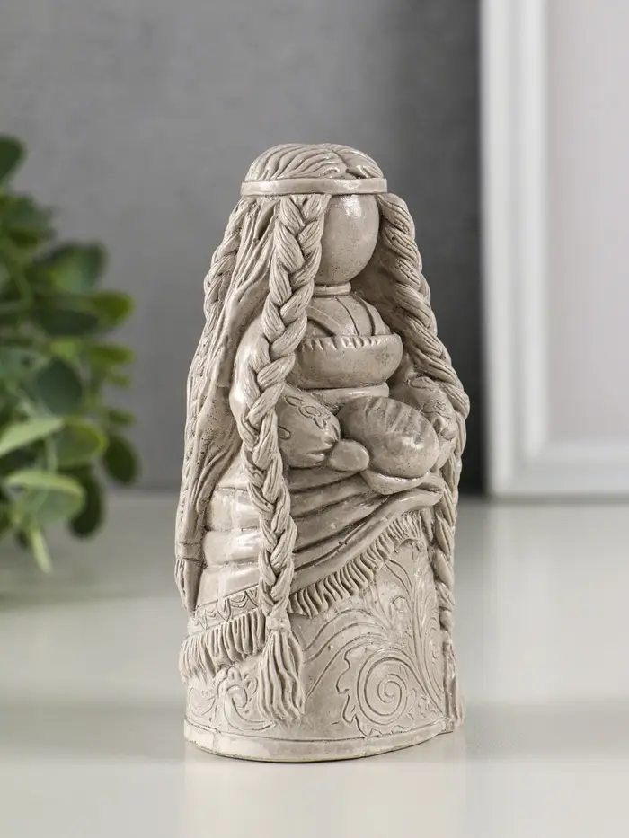 Фигура гипс "Берегиня рода" 13х6 см, под камень Фигура гипс "Берегиня рода" 13х6 см, под камень