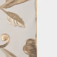 Набор салфеток для стола Доляна &laquo;Цветы&raquo;, 44.5&times;30 см, 4 шт., ПВХ, золотистый