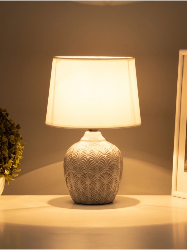 Настольная лампа Настольная лампа "Каролина" 1х15Вт Е14 серый 20х20х29см