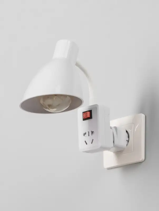 Бра с розетками &laquo;Классик&raquo; Е27 15 Вт белый 10&times;10&times;27 см