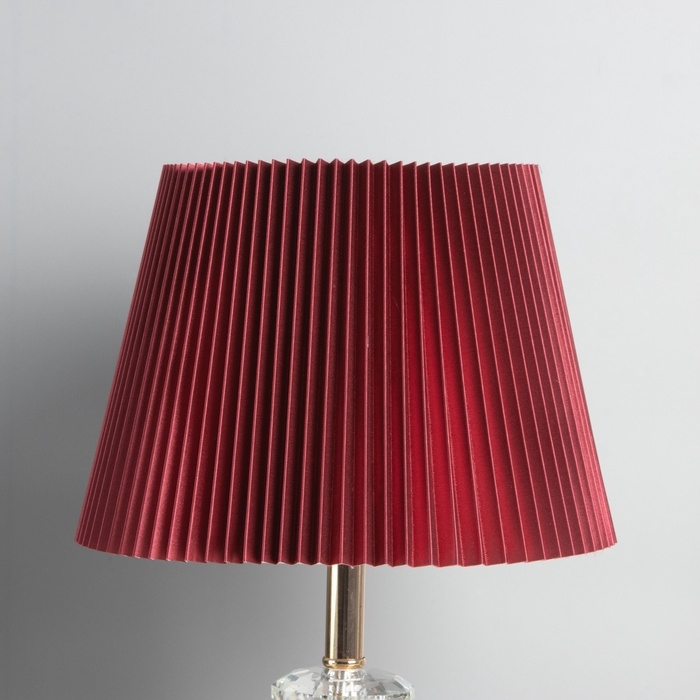 Лампа настольная Лампа настольная "Клаудия" 1х40Вт Е27+LED подсветка основания бордовый/золото 15х15х32,5см 1068333