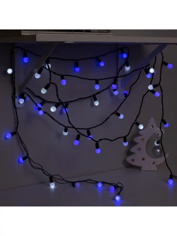 Гирлянда &laquo;Нить&raquo; 20 м с насадками &laquo;Шарики 1.5 см&raquo;, IP44, тёмная нить, 200 LED, свечение бело-синее, мигание, 220 В