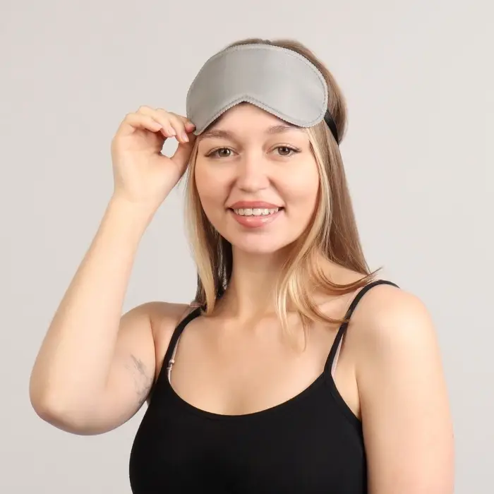 Дорожный набор: маска для сна, беруши в футляре