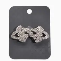 Зажим для кардигана "Ажур", винтажные пики, цвет белый в серебре Зажим для кардигана "Ажур", винтажные пики, цвет белый в серебре