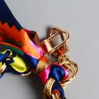 Брелок на 2 карабинах "Платок и цепочка" яркий 20х10х1,7 см Брелок на 2 карабинах "Платок и цепочка" яркий 20х10х1,7 см