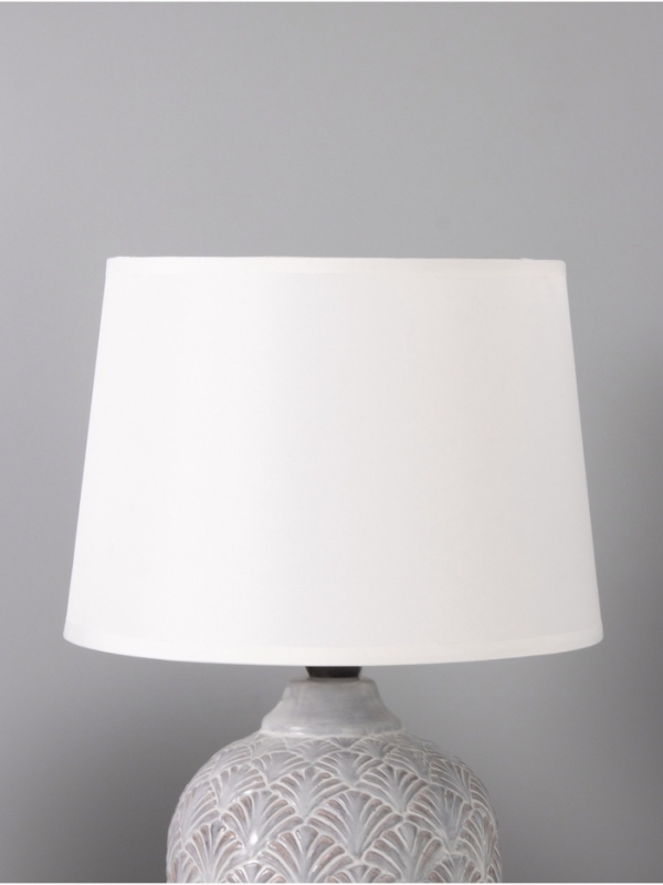 Настольная лампа Настольная лампа "Каролина" 1х15Вт Е14 серый 20х20х29см