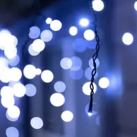 Гирлянда &laquo;Бахрома&raquo; 12&times;0.7 м, IP44, УМС, тёмная нить, 240 LED, свечение белое, 220 В