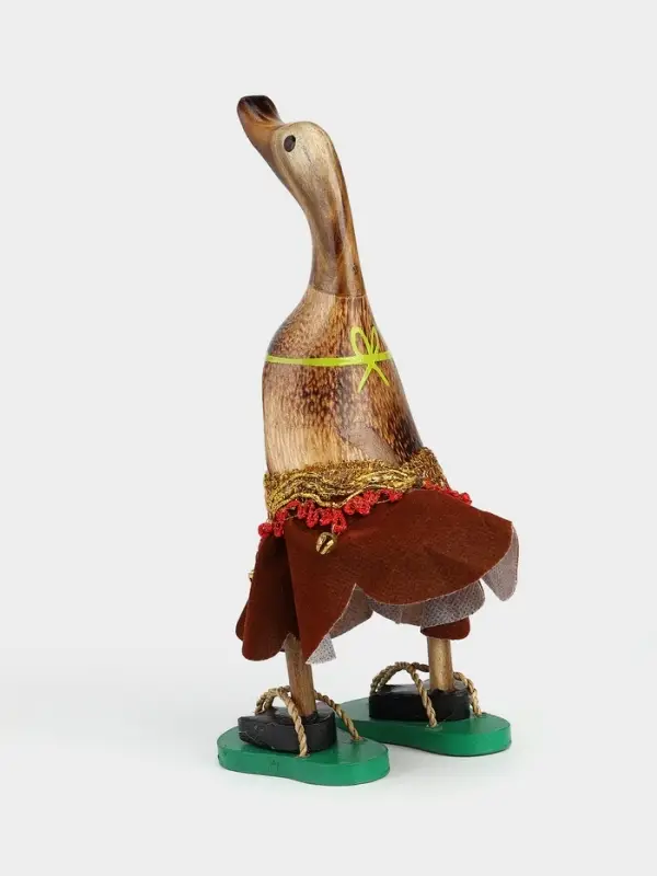 Сувенир &laquo;Утка в юбке&raquo;, 27 см, дерево