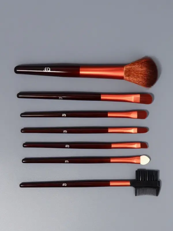 Набор кистей для макияжа SMOKY, 7 шт., в футляре, чёрный