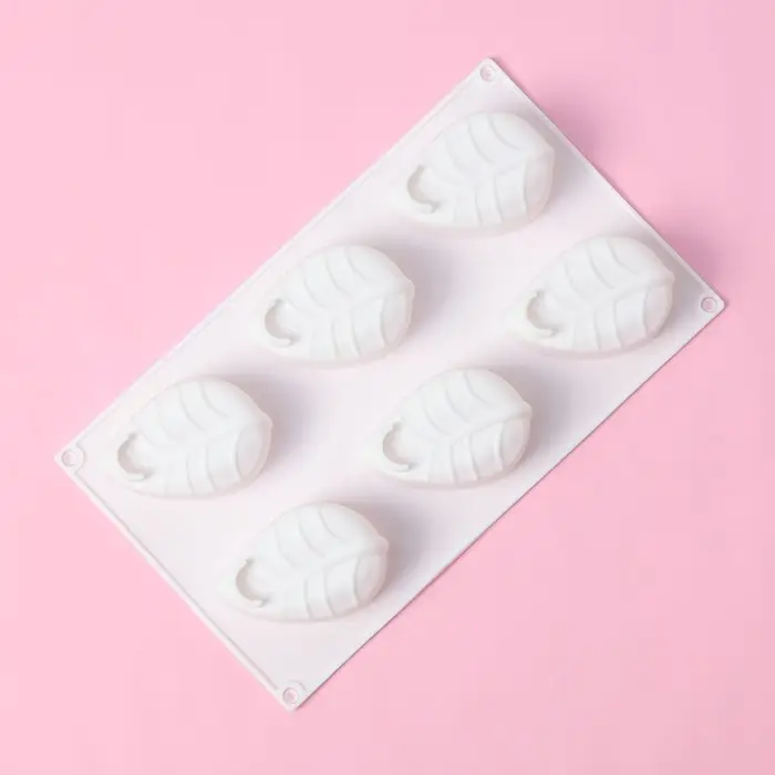 Форма для муссовых десертов и выпечки Доляна «Листочек», силикон, 29,5×17×3,2 см, 6 ячеек (8,7×5,5 см), цвет белый Форма для муссовых десертов и выпечки Доляна «Листочек», силикон, 29,5×17×3,2 см, 6 ячеек (8,7×5,5 см), цвет белый