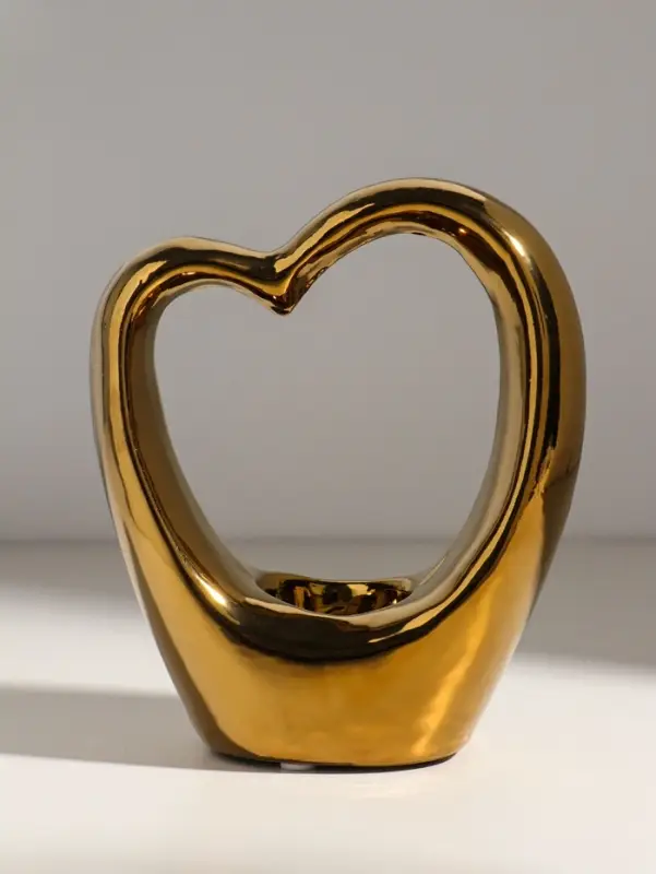 Подсвечник на 1 свечу &laquo;Сердце&raquo;, d=4 см, золото, 14.5&times;6&times;17 см